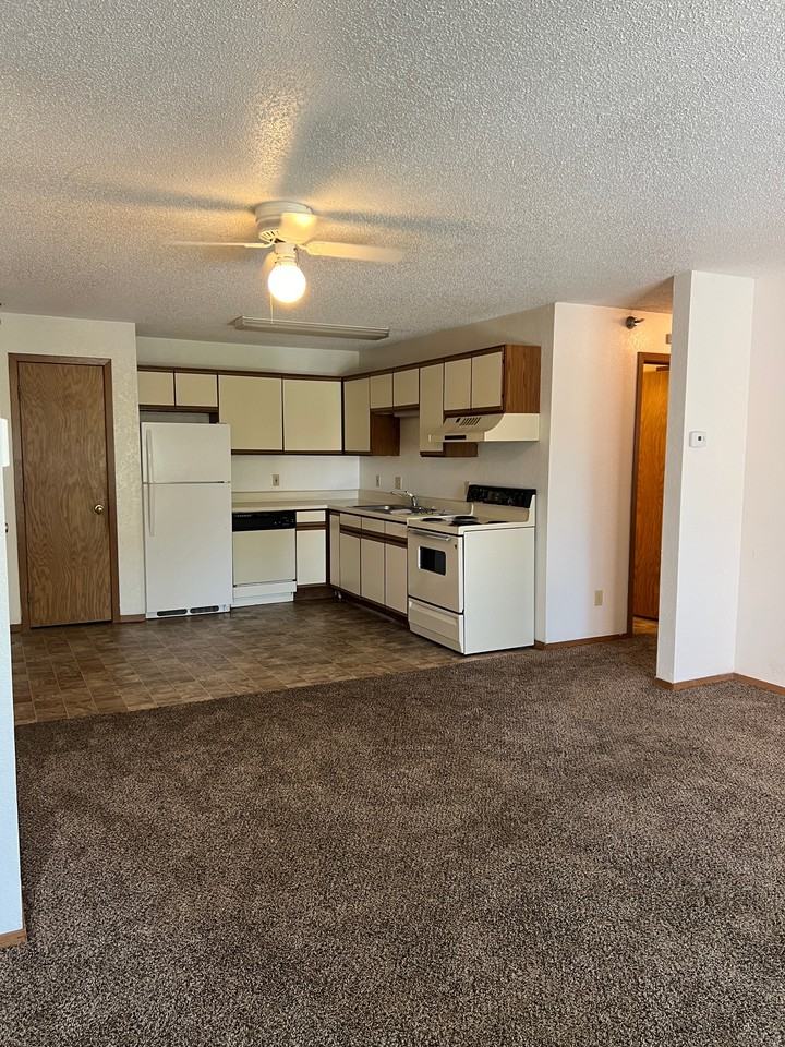 1866 Lee Blvd #17 - Photo 5 of 10