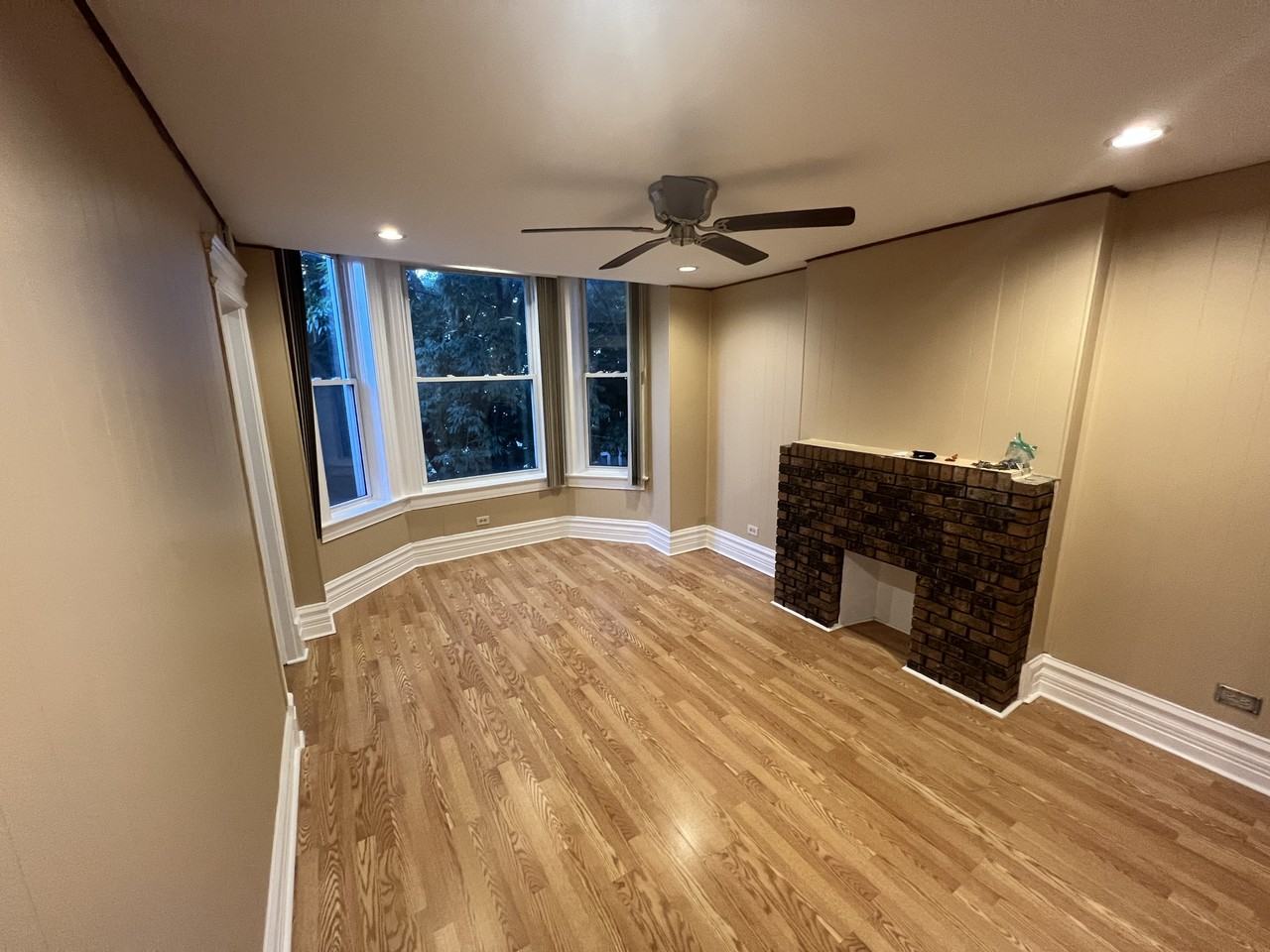 2802 S Emerald Ave #2ndFL - Photo 3 of 15