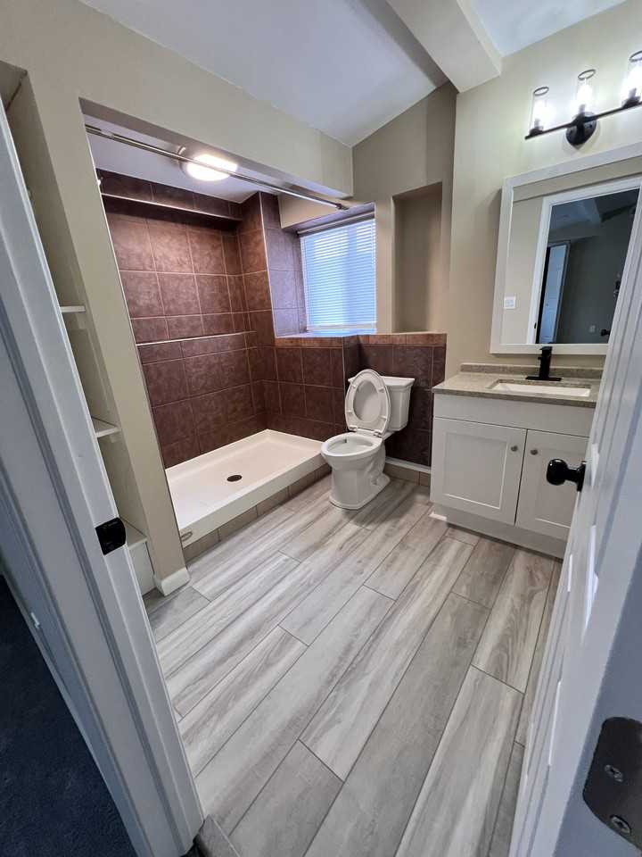 121 N 46th St #NA - Photo 7 of 12