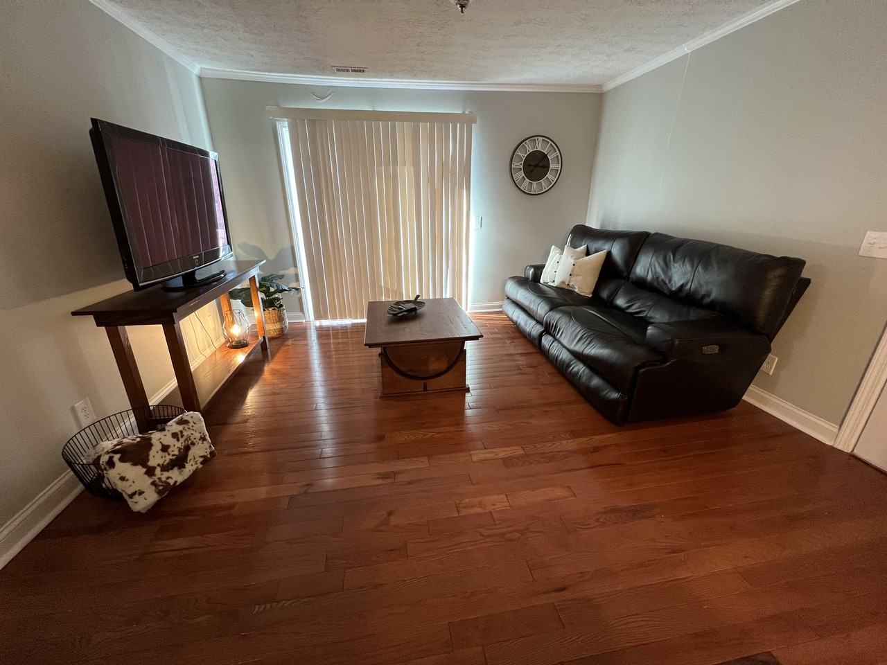 100 Hidden Park Dr #1 - Photo 2 of 8