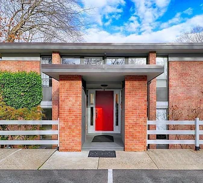 160 Fairfield Woods Road #57 - Photo 2 of 21