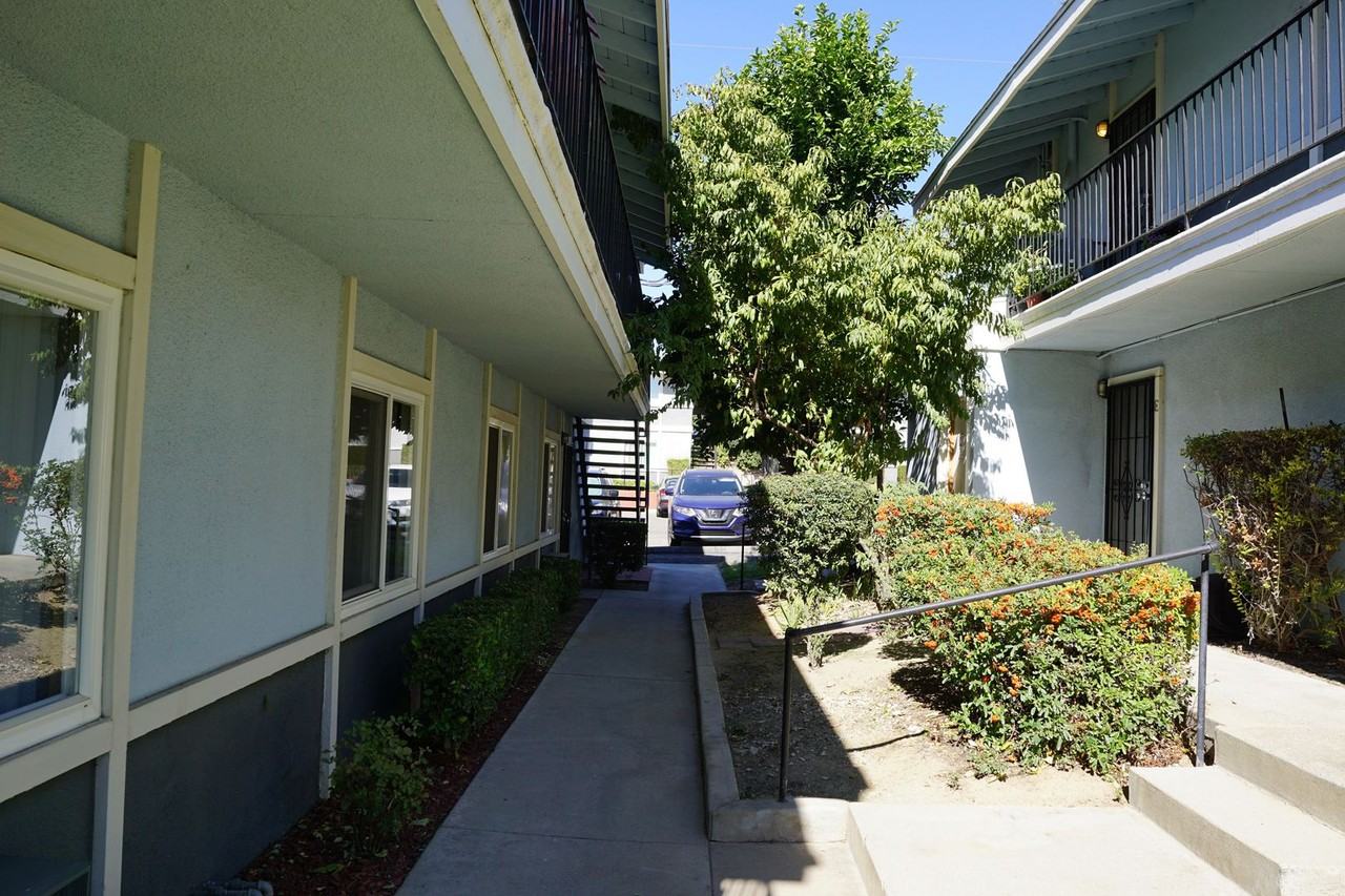 University Village Apartments - Photo 4 of 16