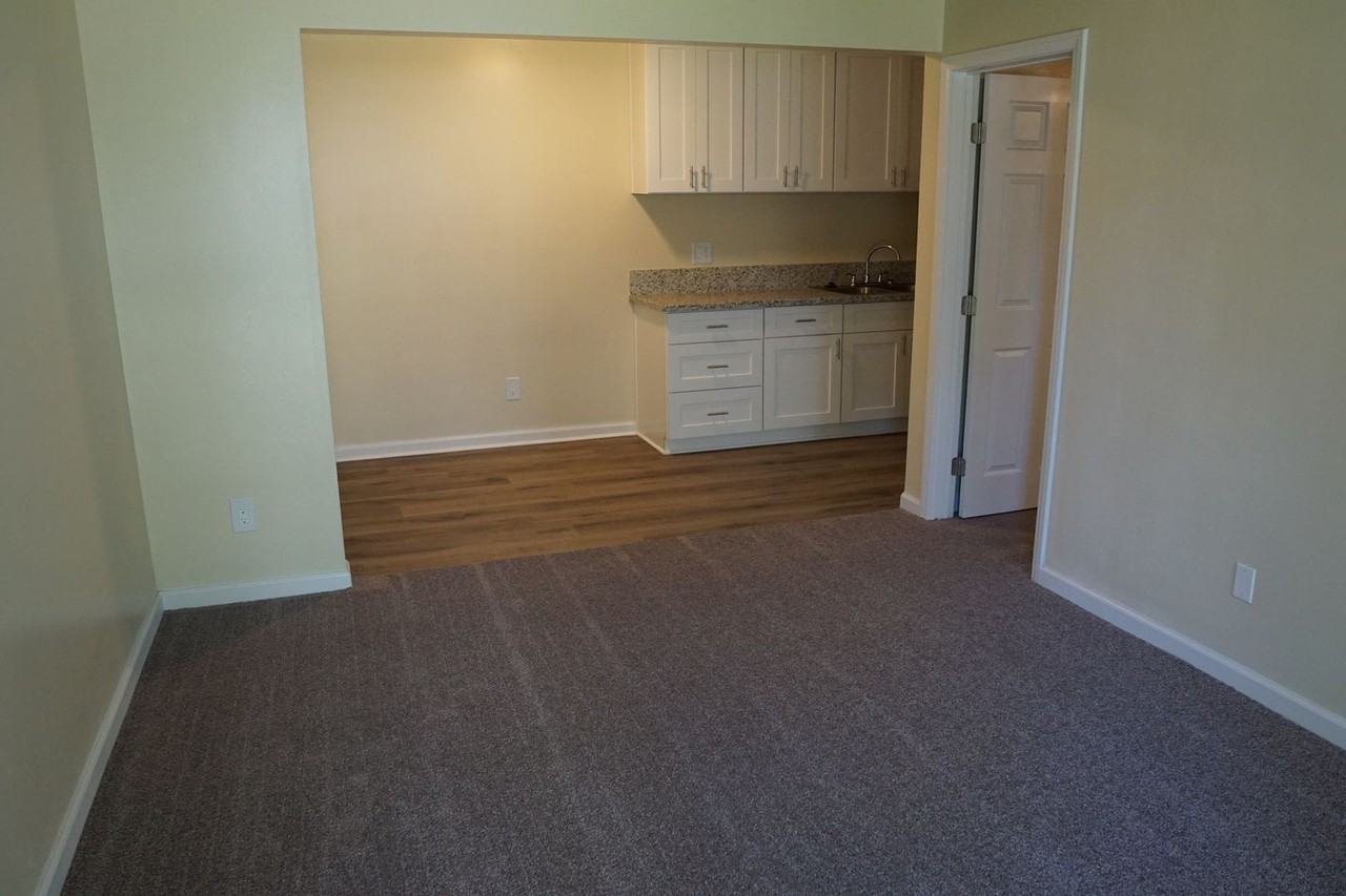 University Village Apartments - Photo 7 of 26