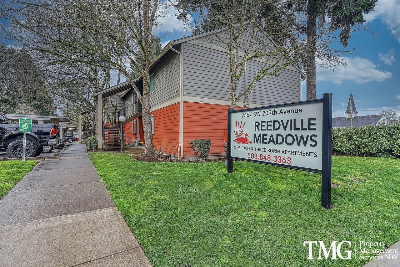 Reedville Meadows - Photo 2 of 30