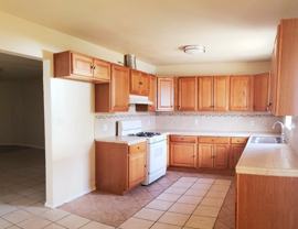 7610 Valley Vista Ave - Photo 1 of 1