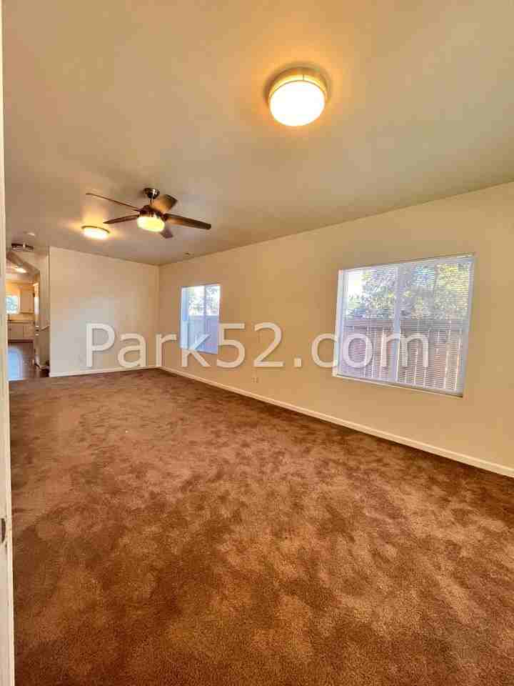 6602 S Cheyenne St #A - Photo 2 of 18