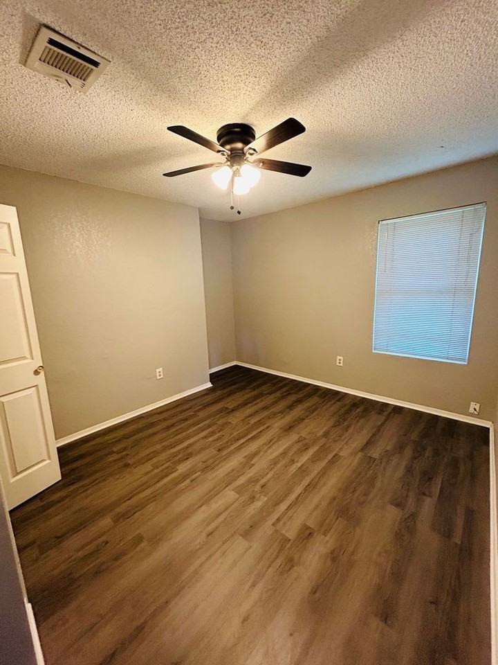 928 Vail Highlands - Photo 4 of 9