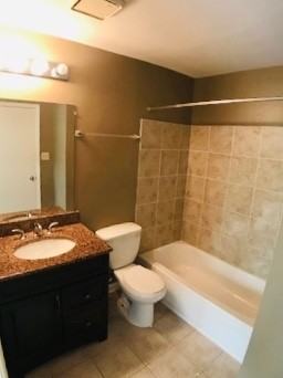 1647 Carriage House Ter #A - Photo 6 of 8