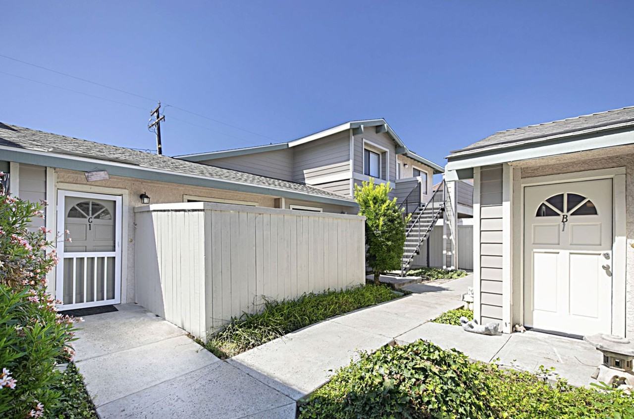 Twin Pines - Photo 3 of 45