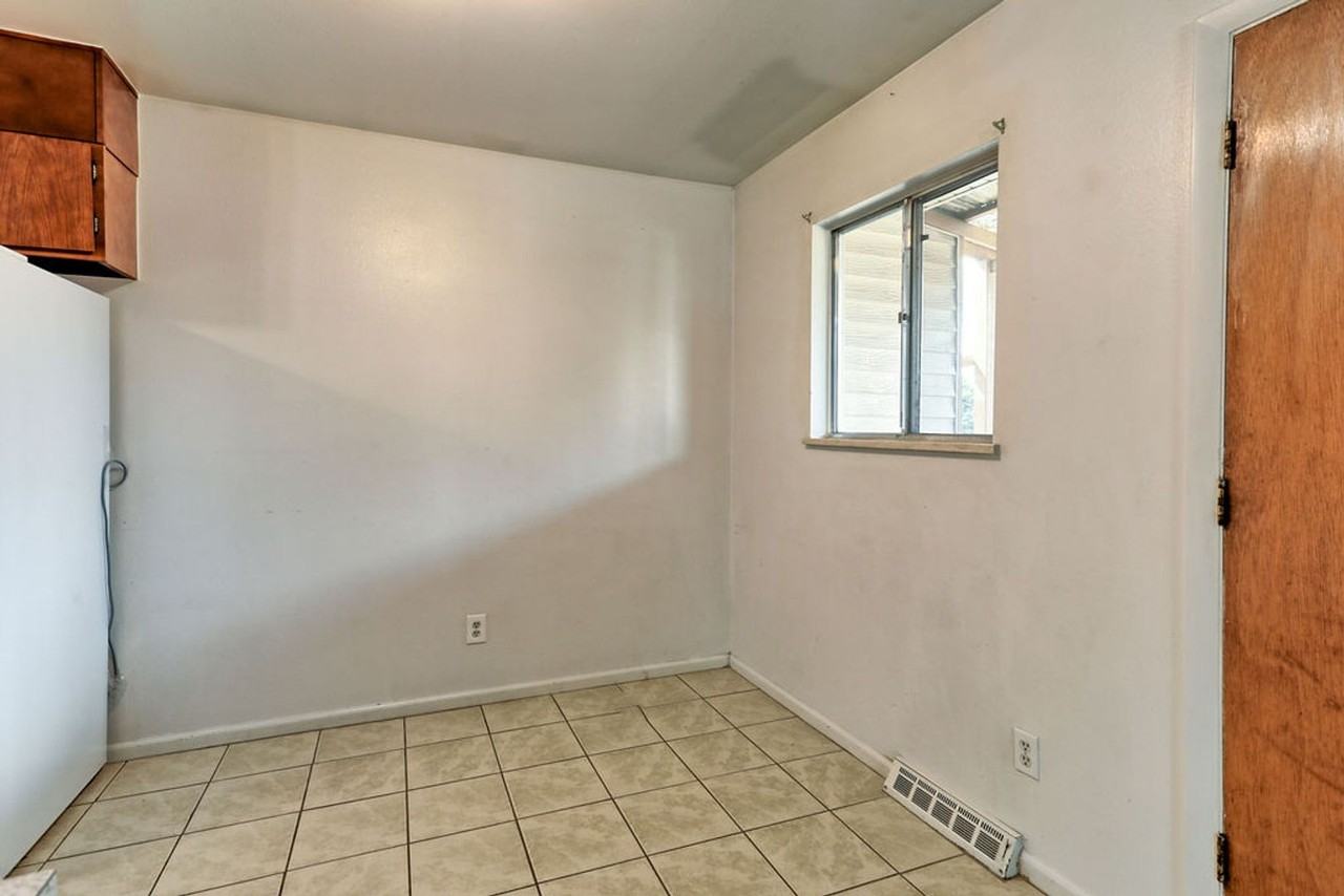 2821 Stanford Rd - Photo 6 of 19