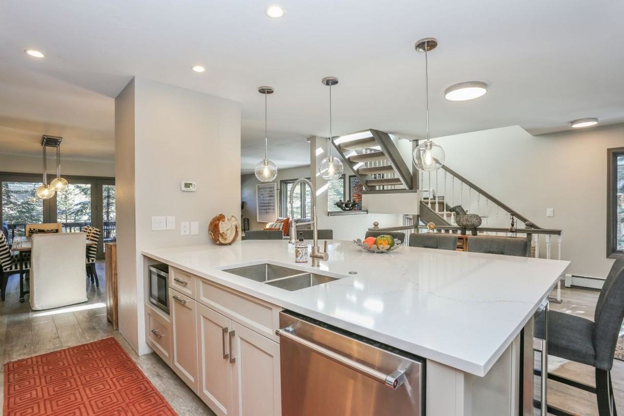 1 Mount Royal Dr - Photo 2 of 29
