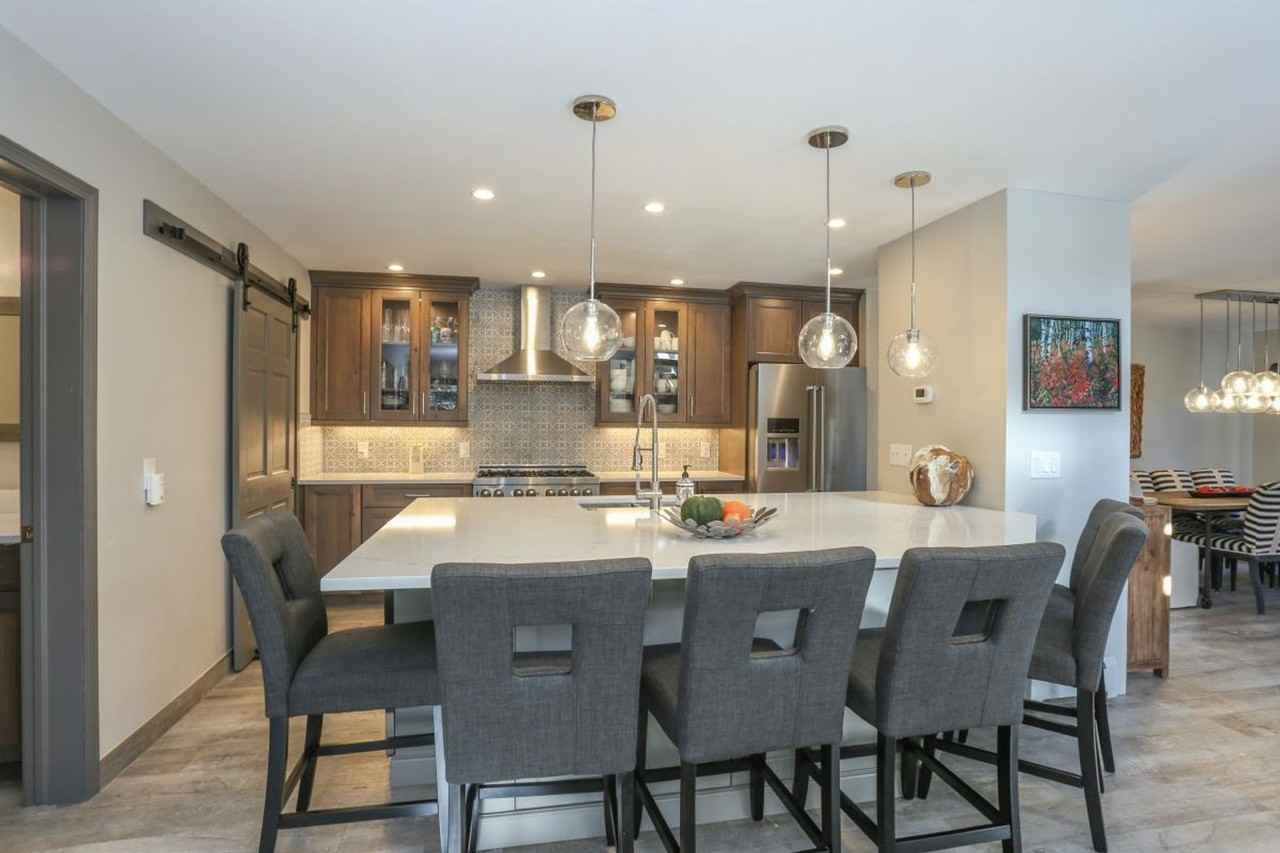 1 Mount Royal Dr - Photo 4 of 29