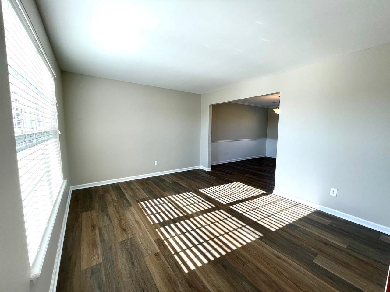 17400 Stallion Way - Photo 4 of 29