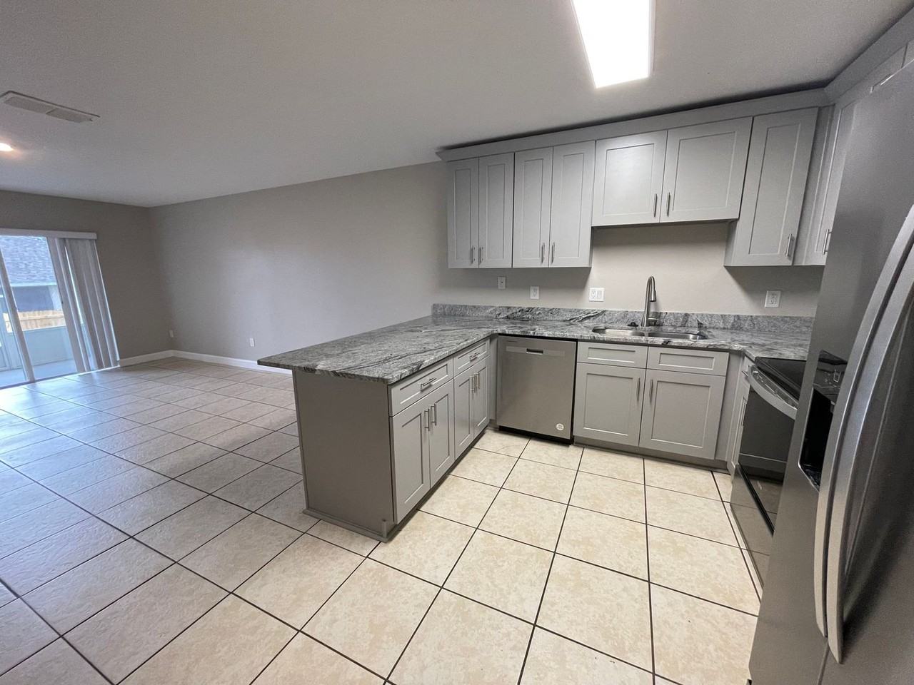 2608 Icabod Ct - Photo 4 of 20