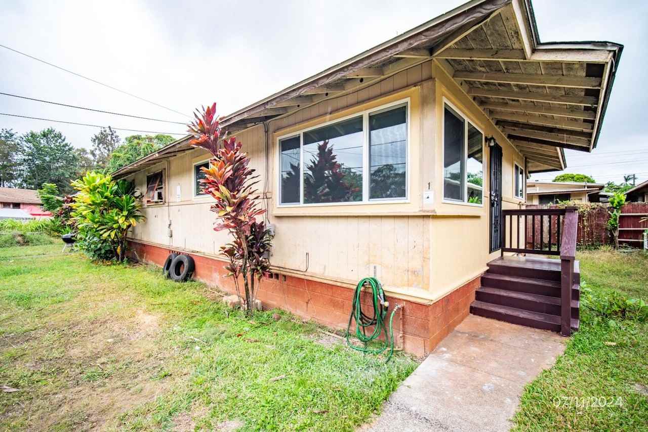 44 Lakeview Cir #1 - Photo 3 of 17