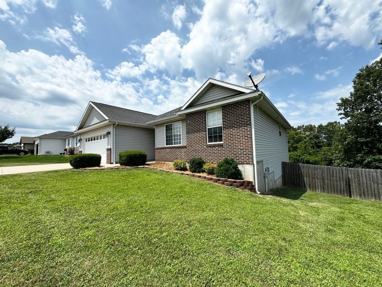 147 Kale Ct - Photo 2 of 15