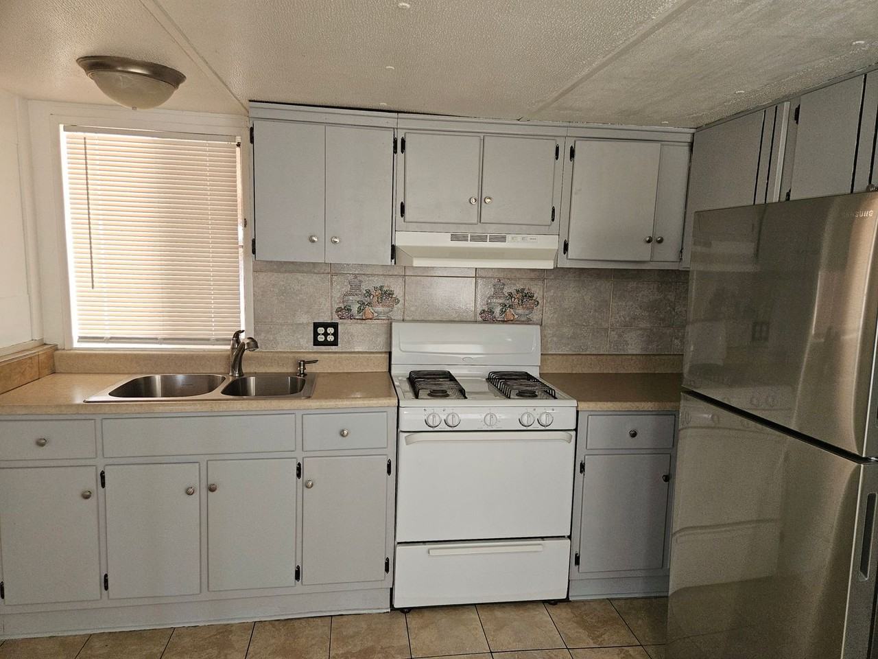1900 Diamond Dr - Photo 5 of 17