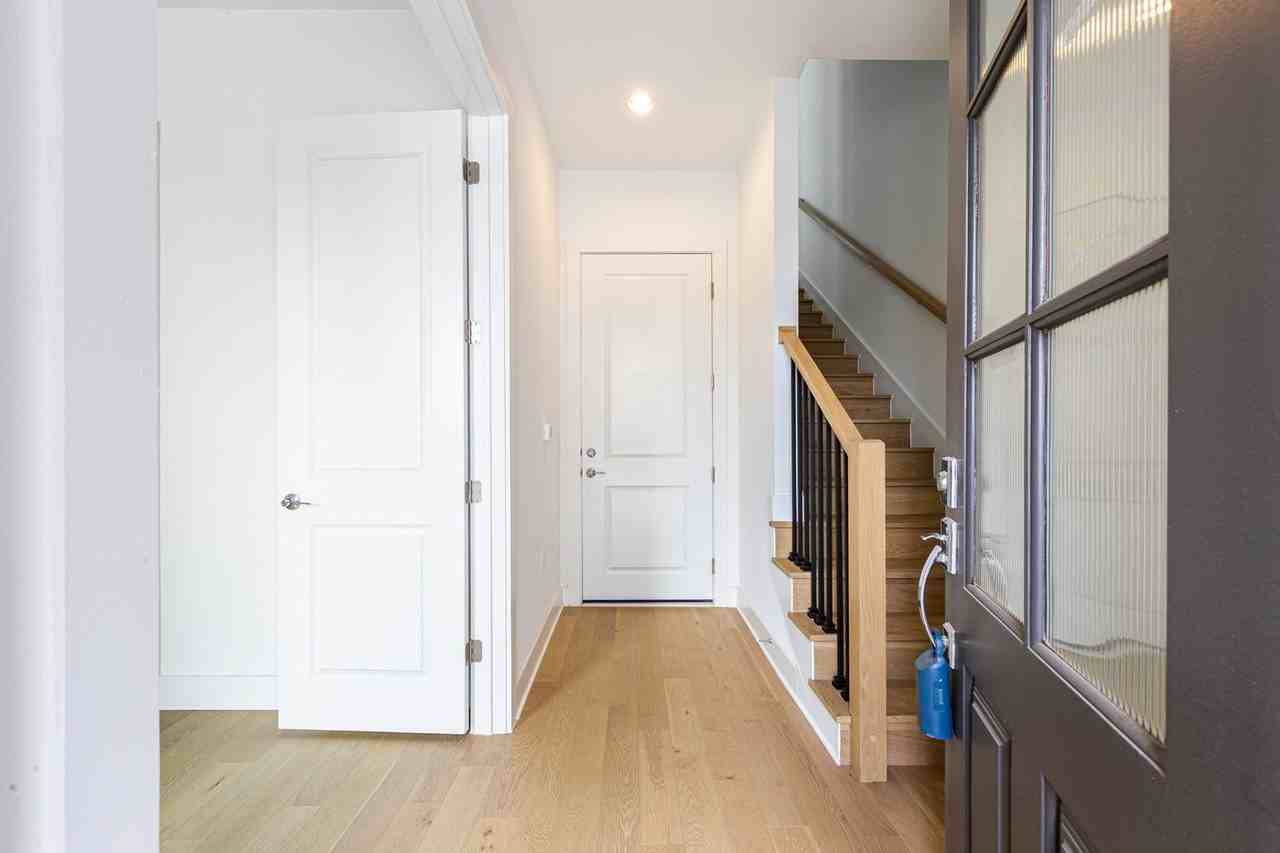 1201 Shore District Dr - Photo 2 of 34