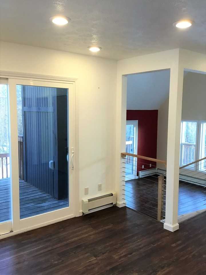 9435 Westlake Dr - Photo 2 of 13