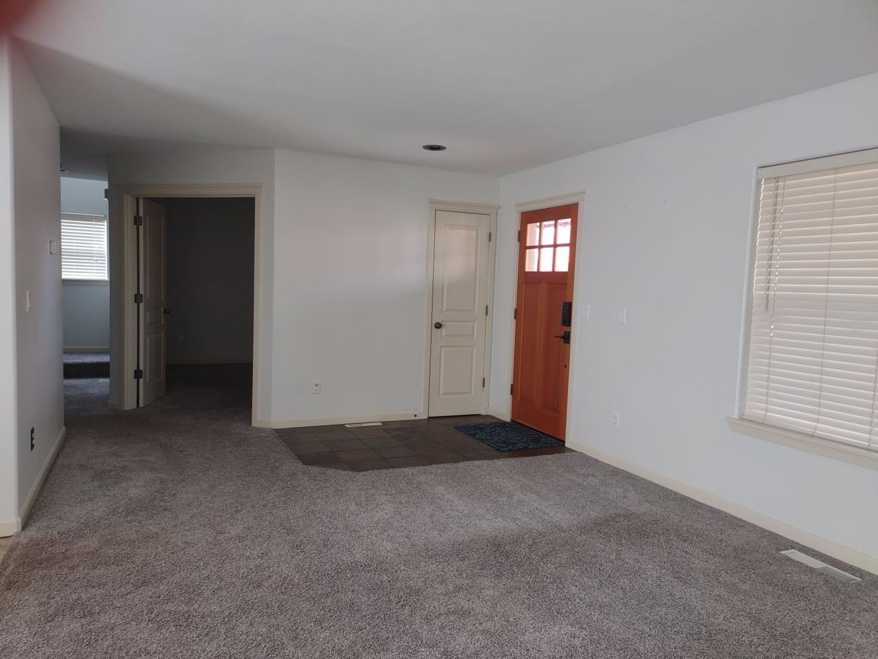 62681 Larkview Rd - Photo 2 of 41