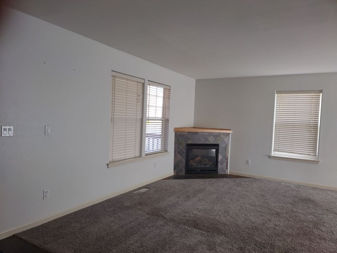 62681 Larkview Rd - Photo 5 of 41