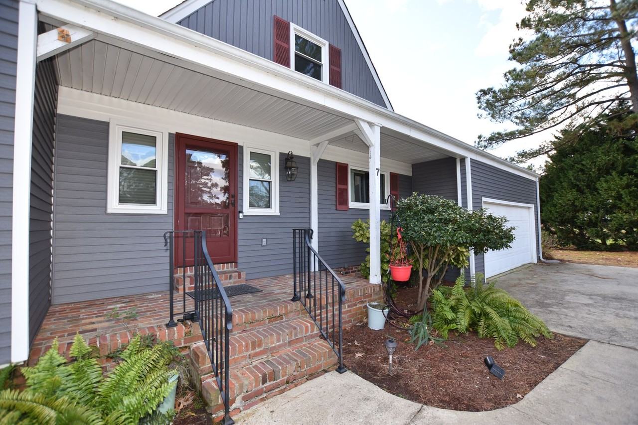 7 Harbour View Dr - Photo 2 of 50