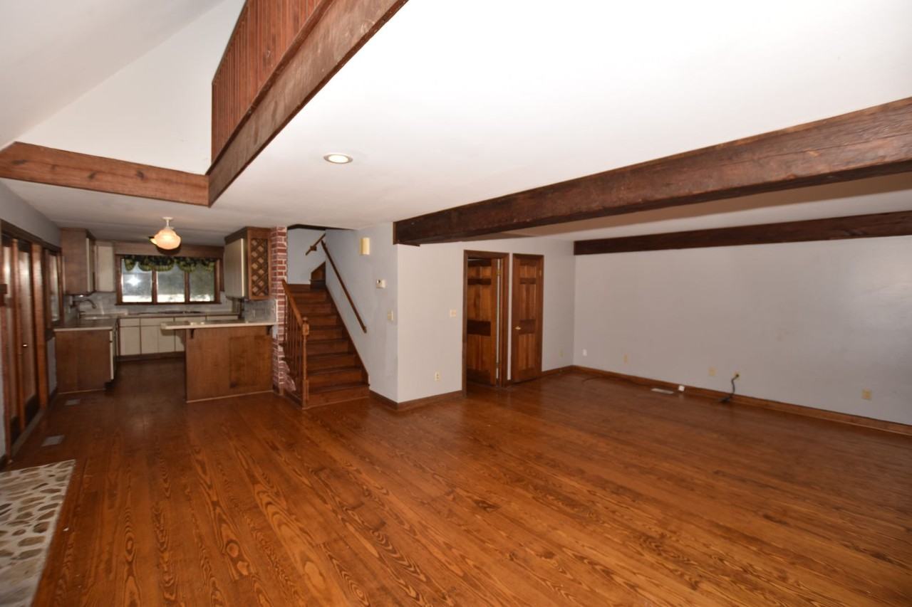 7 Harbour View Dr - Photo 3 of 50