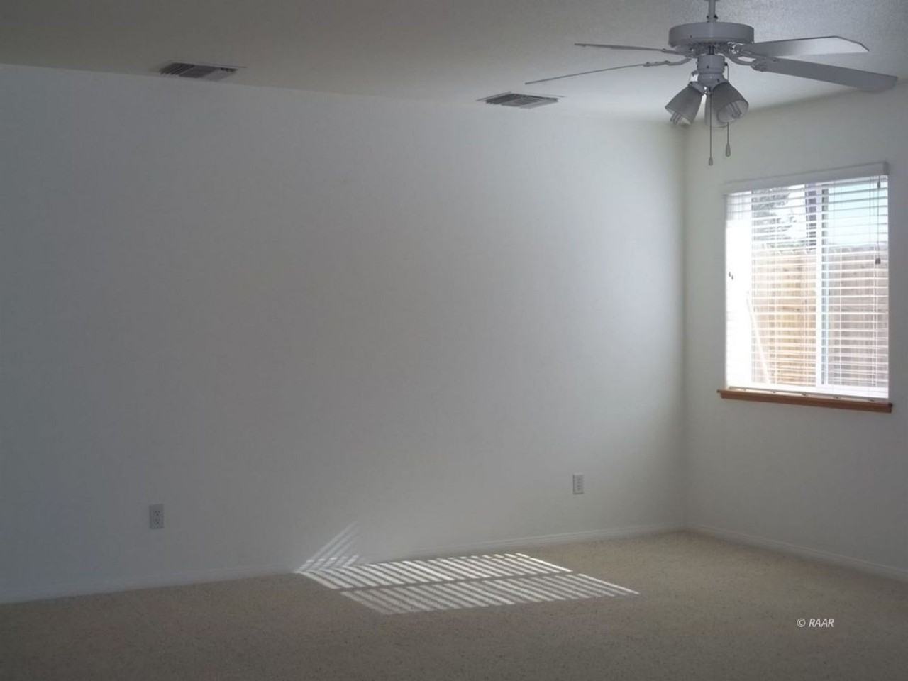 1132 Porter St - Photo 2 of 11