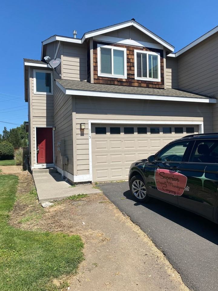 Cascade Mountain Duplex 01 - Photo 2 of 26