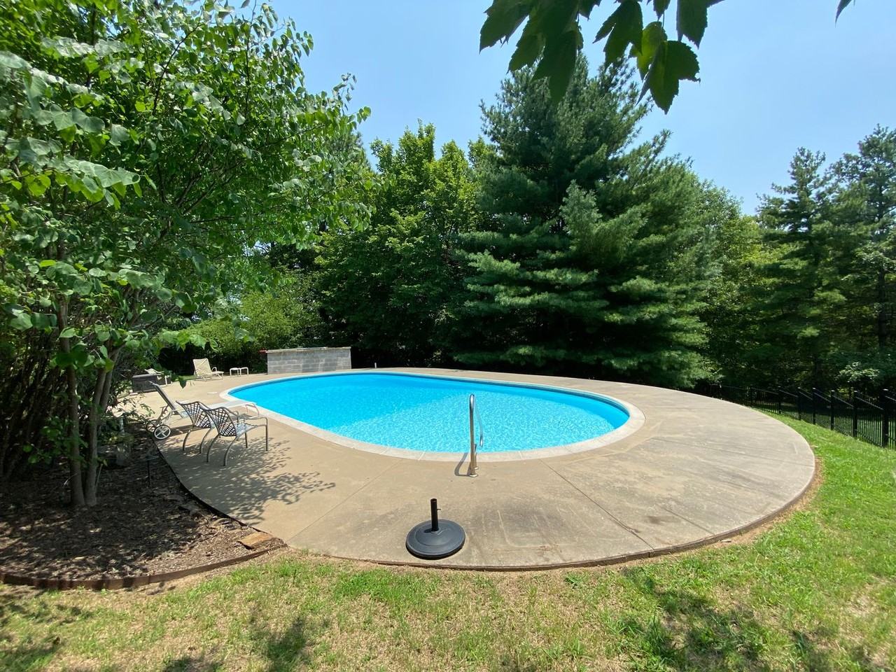 1164 E Shadowridge Dr - Photo 2 of 32