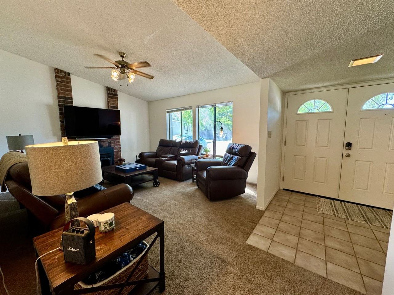 8360 Streng Ave - Photo 3 of 28