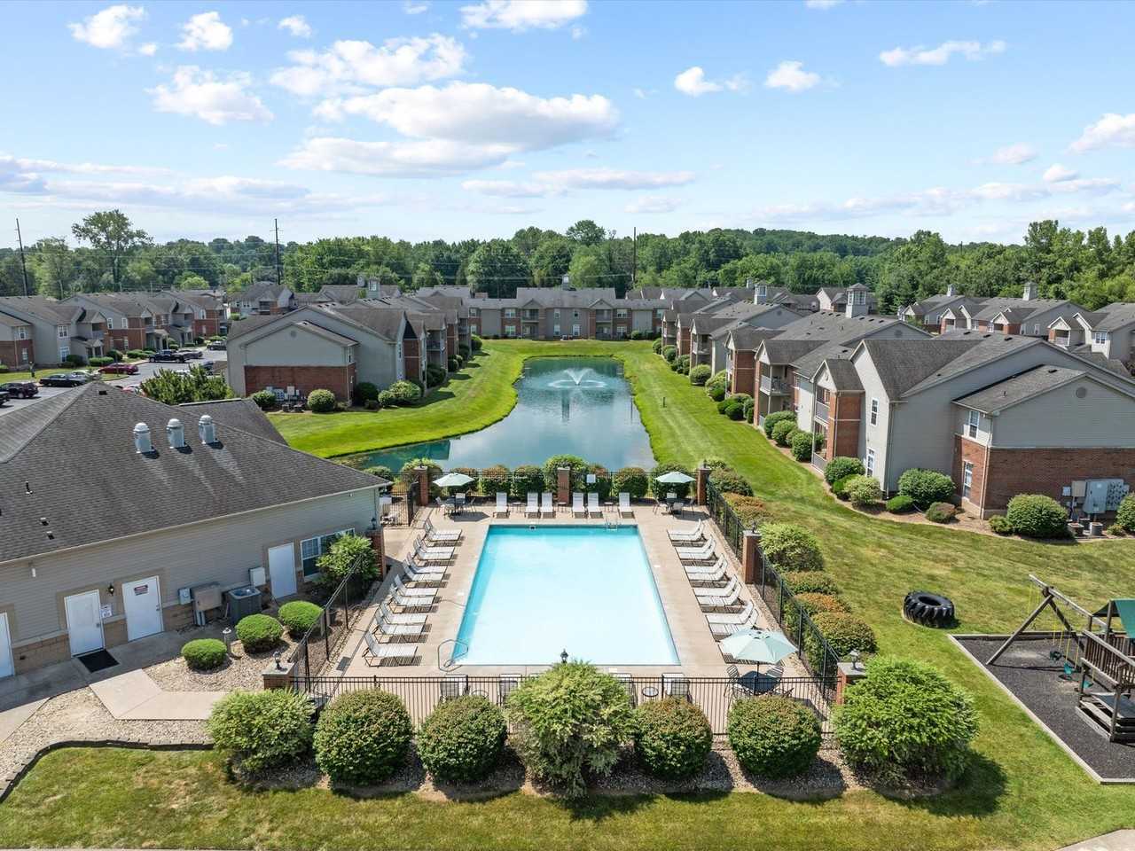 8580 Lincoln Ave - Photo 3 of 29