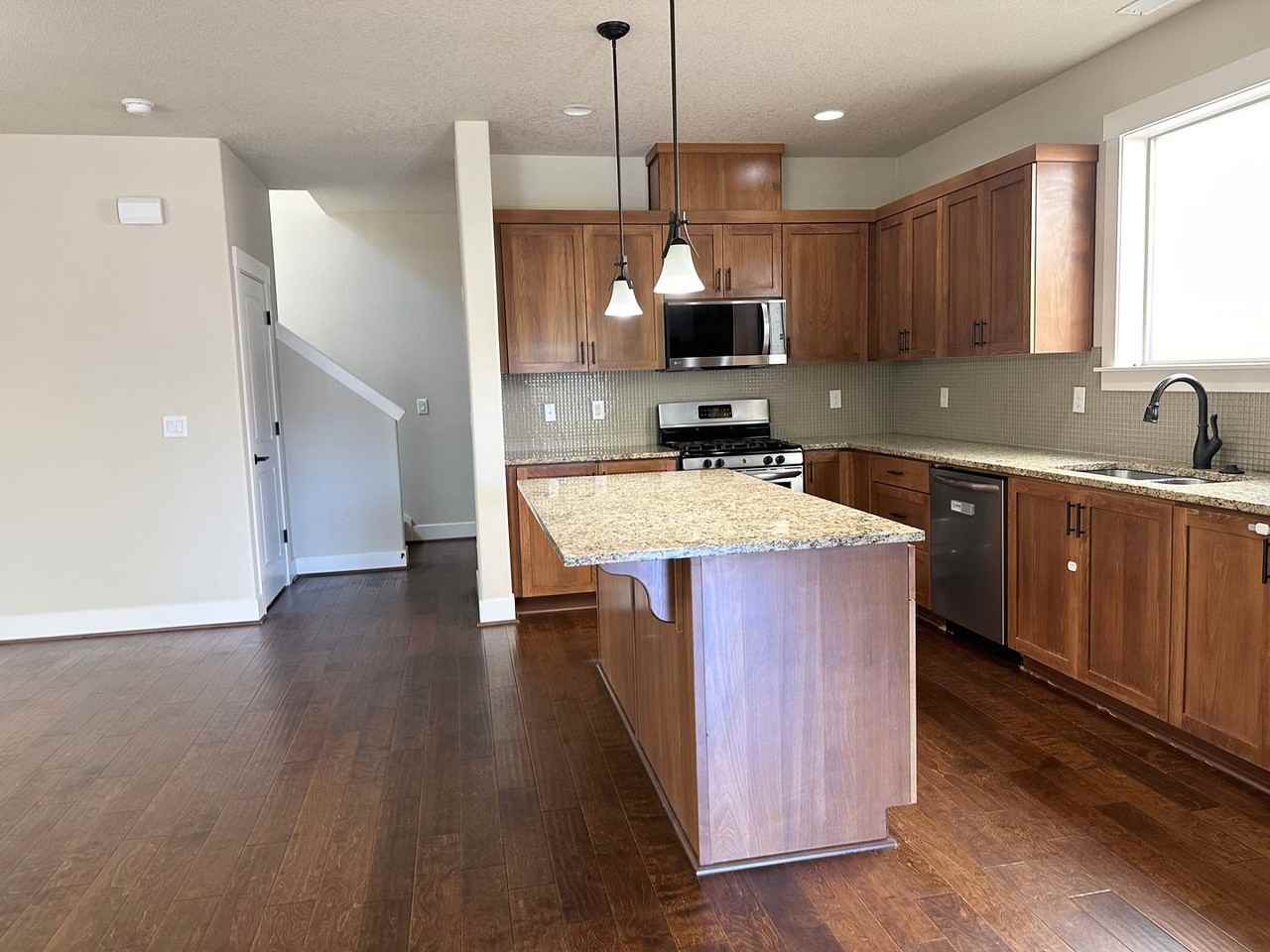 13727 Sw 172nd Ave - Photo 5 of 34