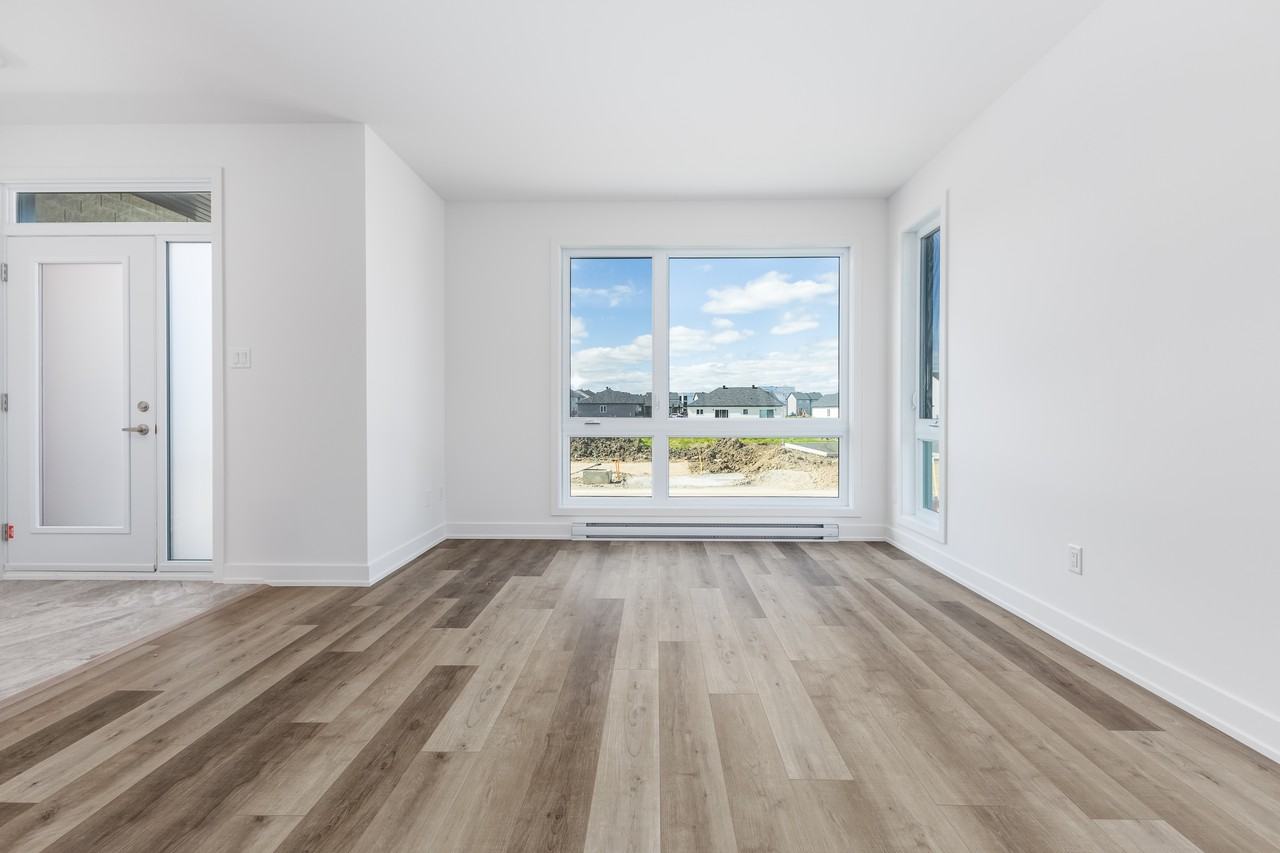 384 Rue des Becs-Scie - Photo 3 of 32