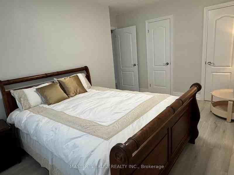 2910 Keele Street - Photo 3 of 4