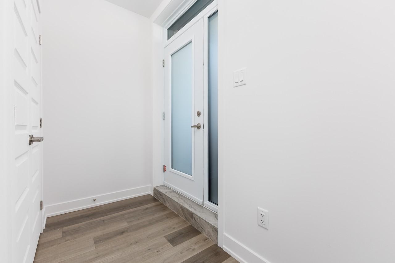 380 Rue des Becs-Scie - Photo 2 of 12