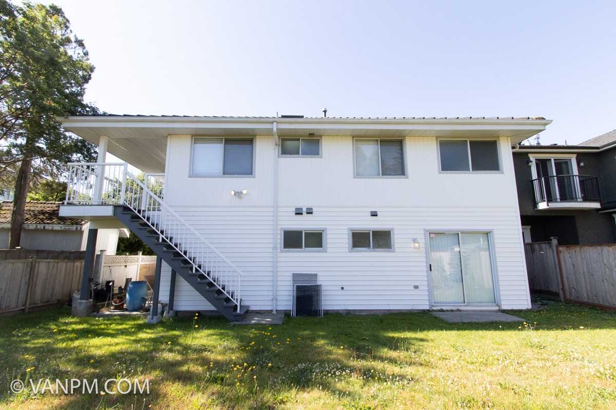 6657 Nolan Street - Photo 2 of 32