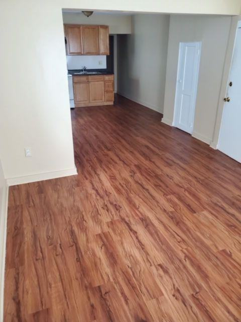 432 S Franklin St - Photo 7 of 15