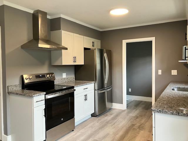 232 Main St - Photo 2 of 11