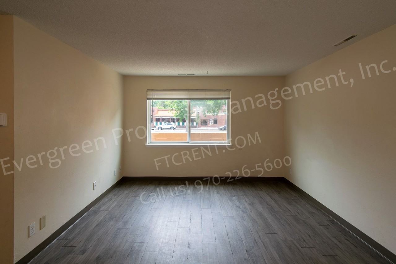 Mosher Manor - Photo 5 of 34