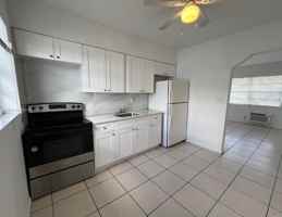 featured image of 821 Nw 7th Ave