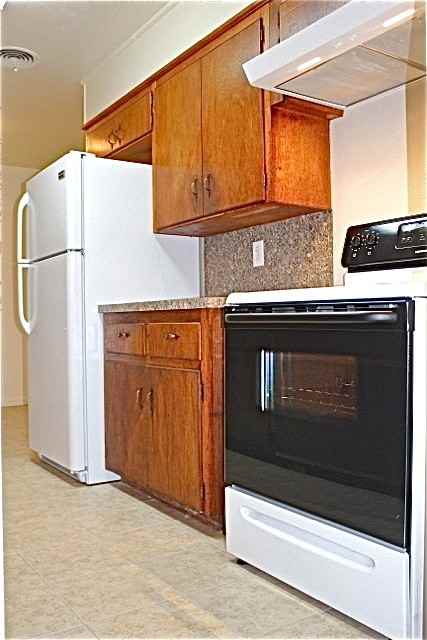 1218 Bonnie Drive - Photo 4 of 17