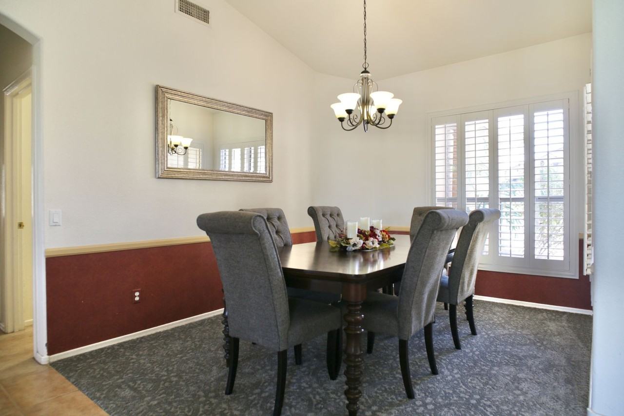 4683 S Oleander Dr - Photo 2 of 36