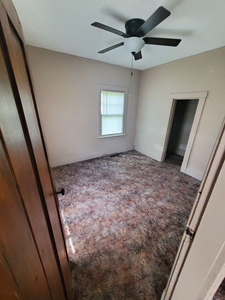 115 High St - Photo 3 of 5