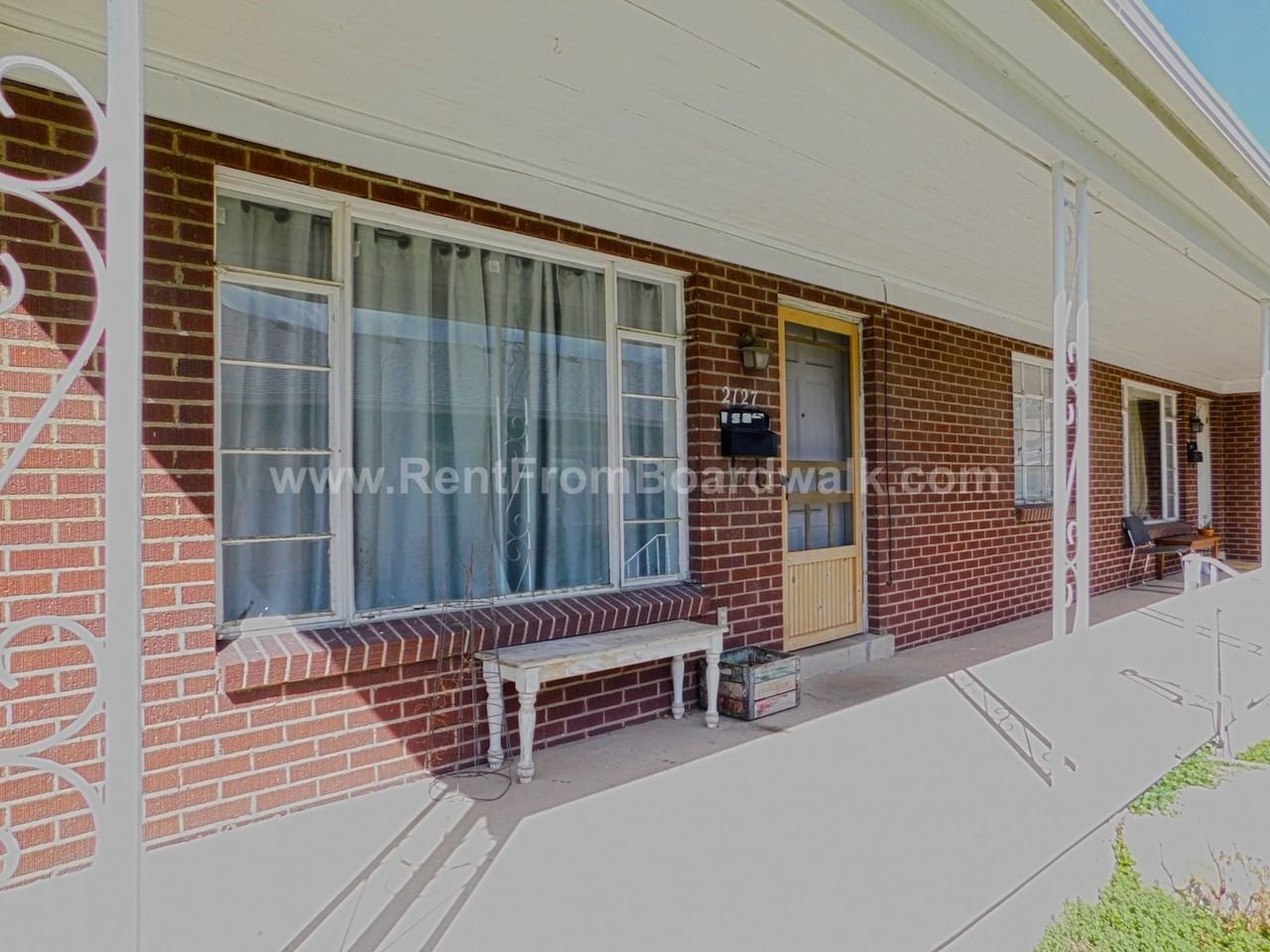 2127/2129 S 200 E - Photo 3 of 9