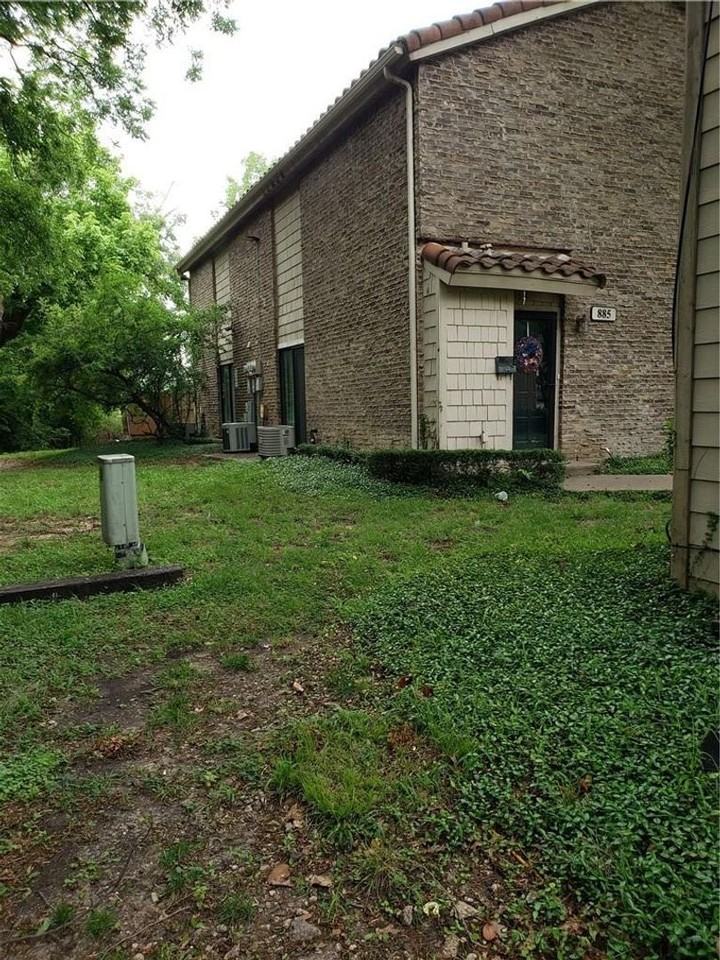 883 Waterfall Way - Photo 7 of 50