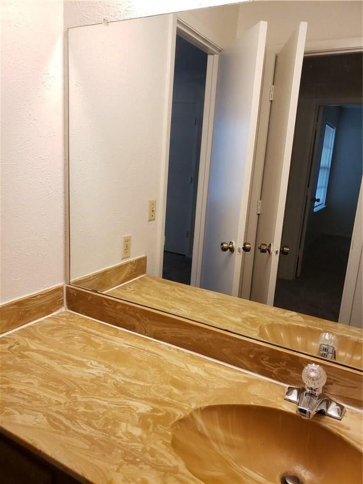883 Waterfall Way - Photo 5 of 50