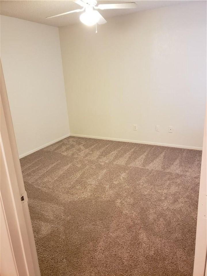 883 Waterfall Way - Photo 4 of 50