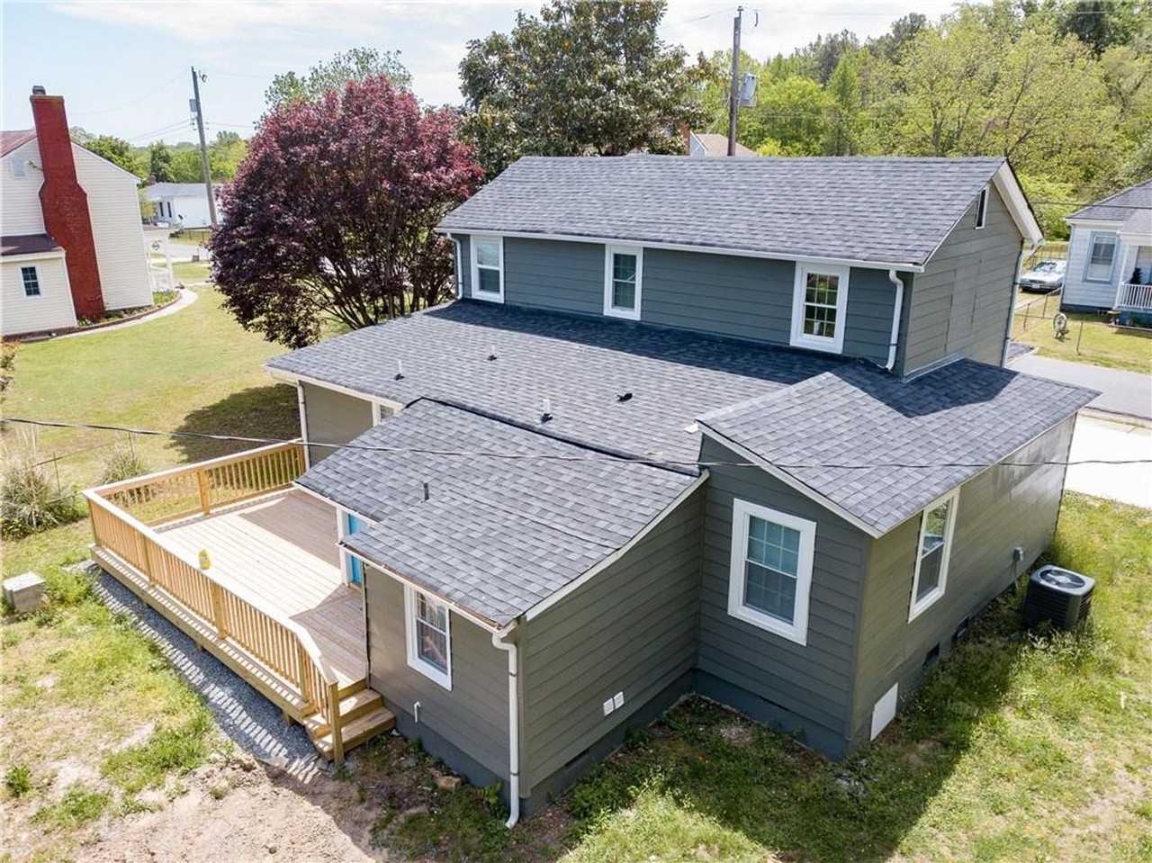 6628 Johnston St - Photo 5 of 37