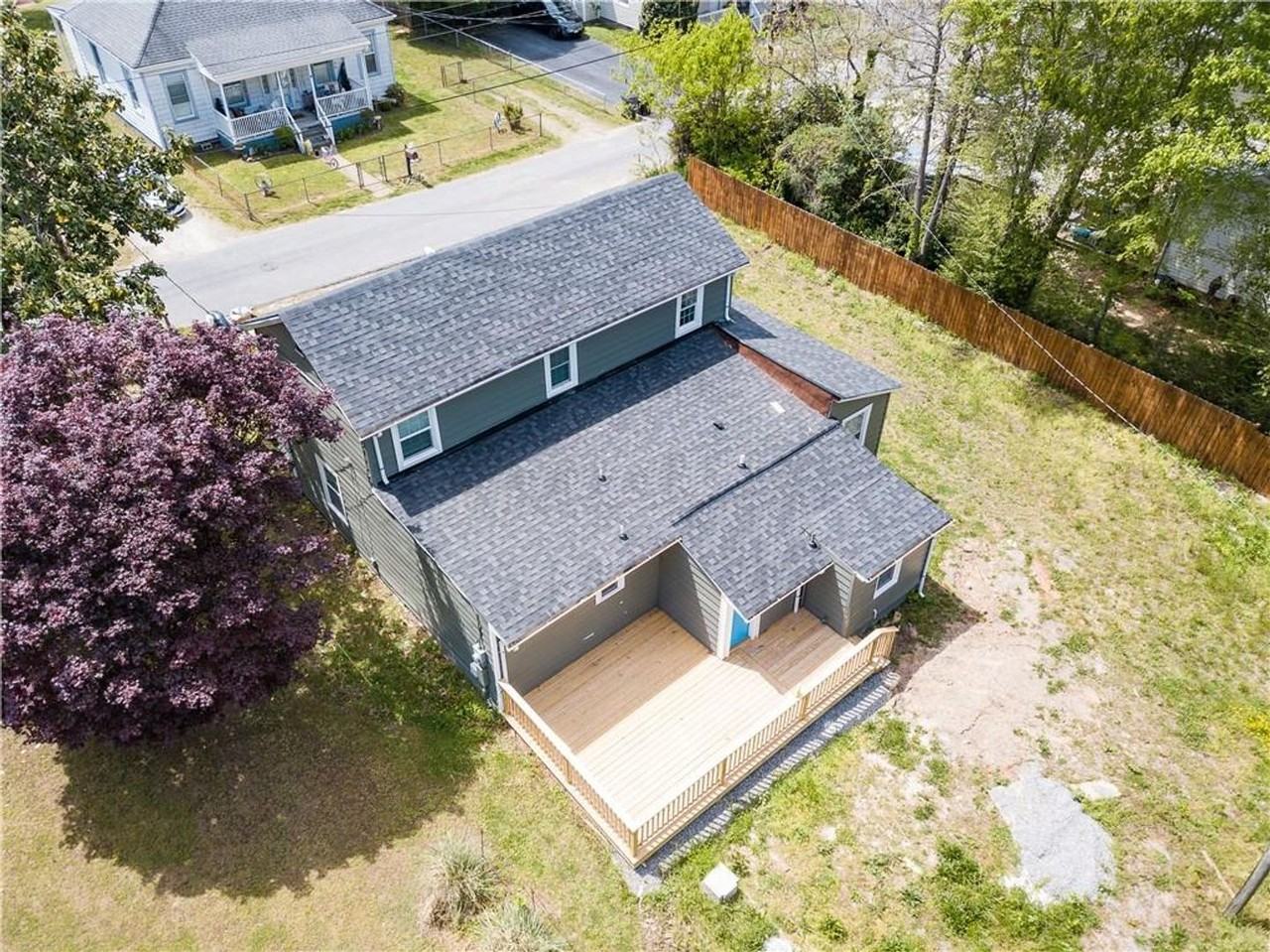 6628 Johnston St - Photo 7 of 37